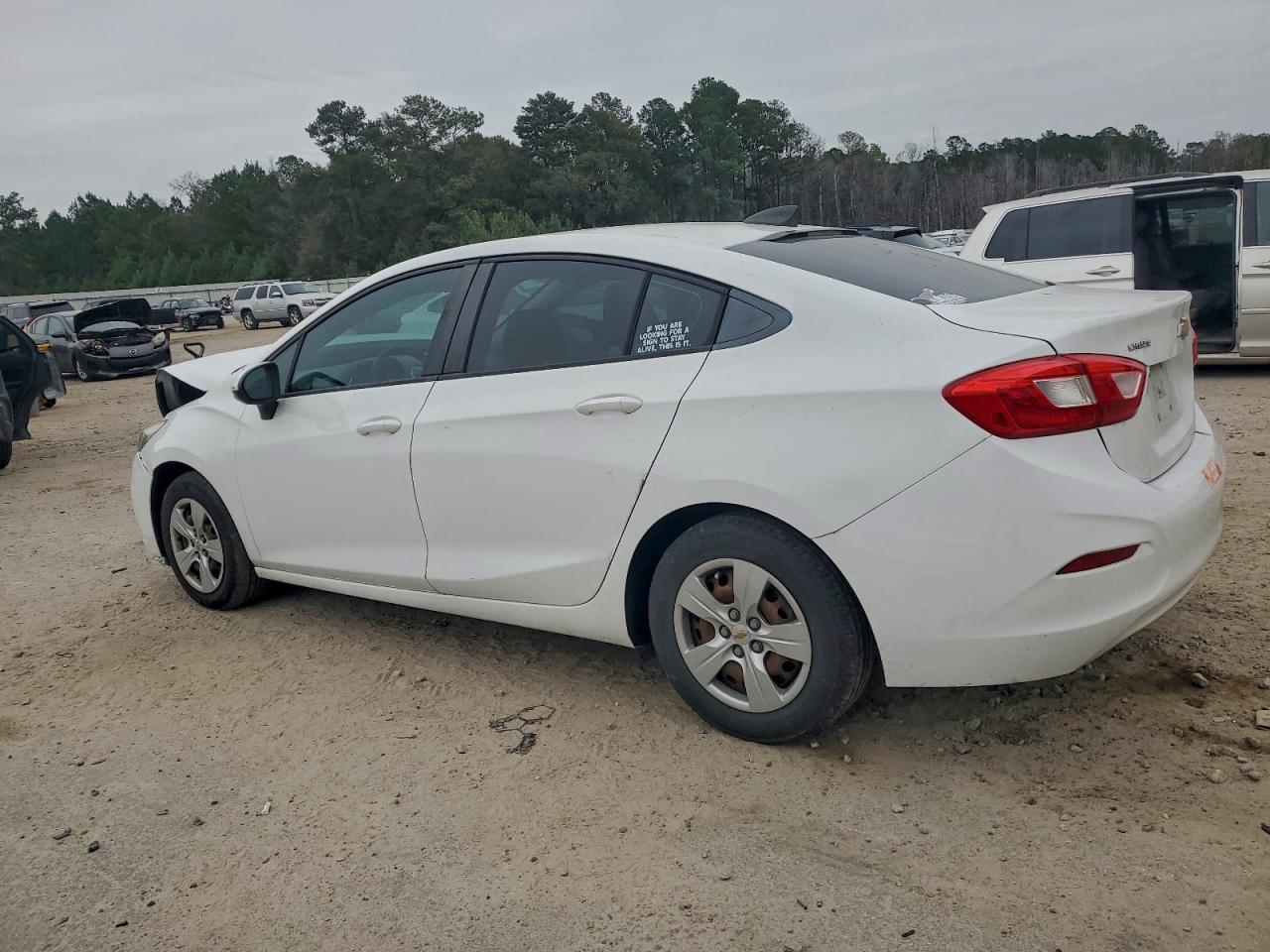 2017 Chevrolet Cruze Ls - Image 2