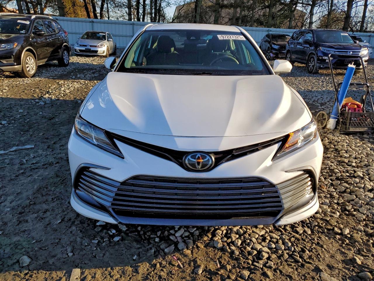 2022 Toyota Camry Le - Image 5