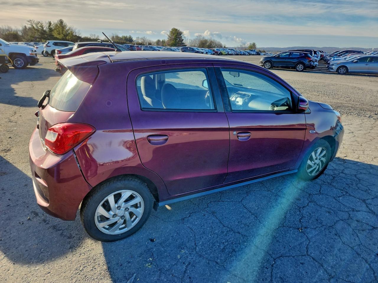2018 Mitsubishi Mirage Se - Фото 3