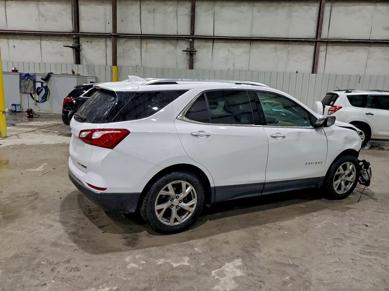 2018 Chevrolet Equinox Premier - Фото 3