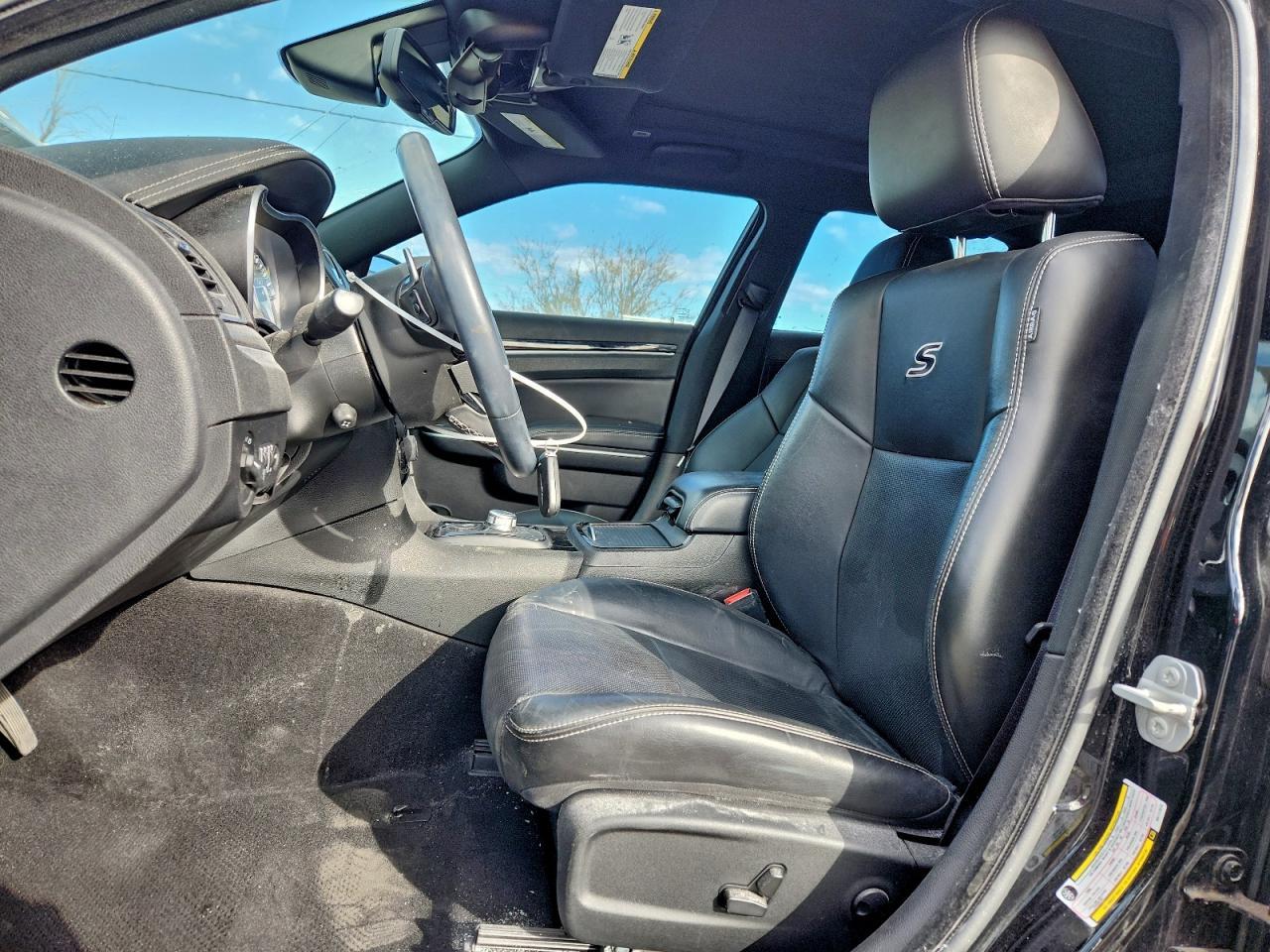 2022 Chrysler 300 S - Фото 7