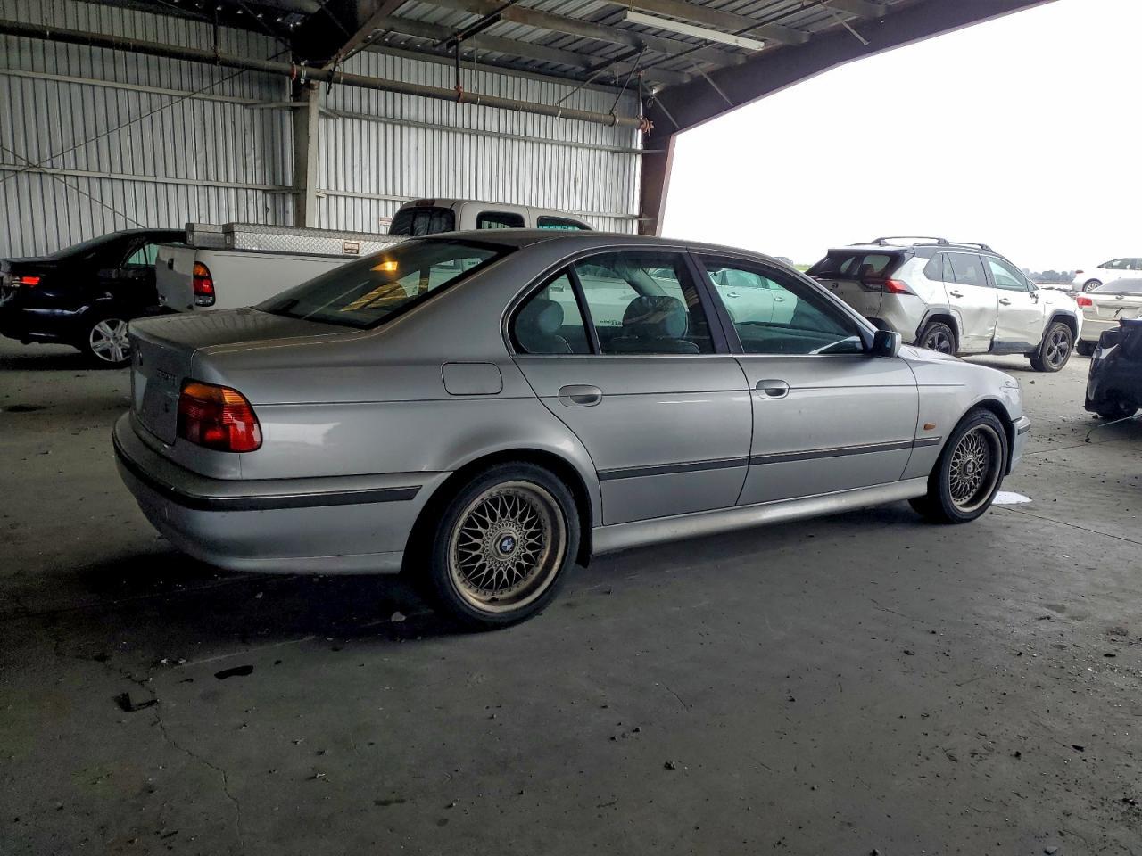 1998 BMW 5 Series - Image 3