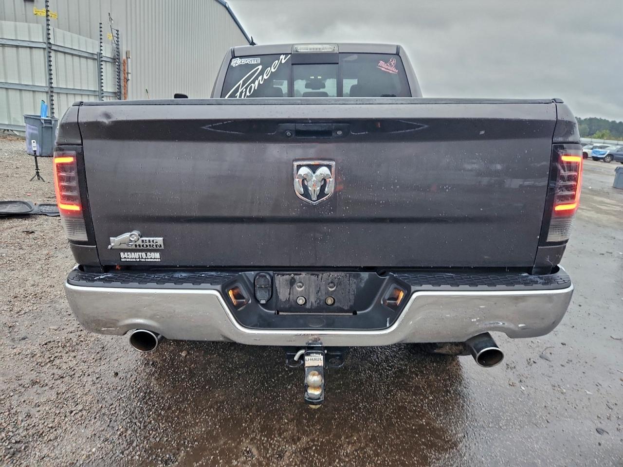 2015 Ram 1500 Slt - Image 6