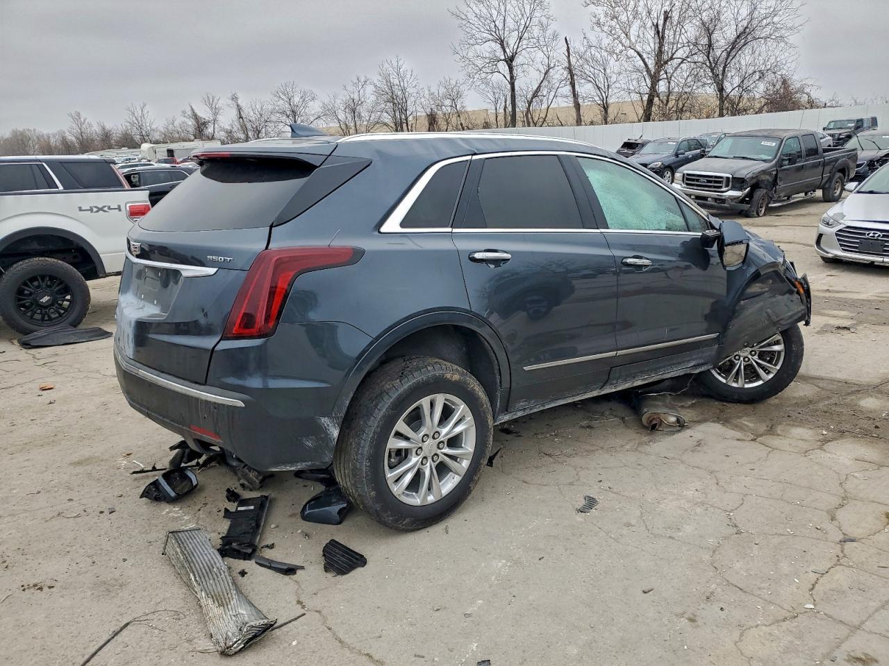 2020 Cadillac Xt5 Luxury - Фото 3
