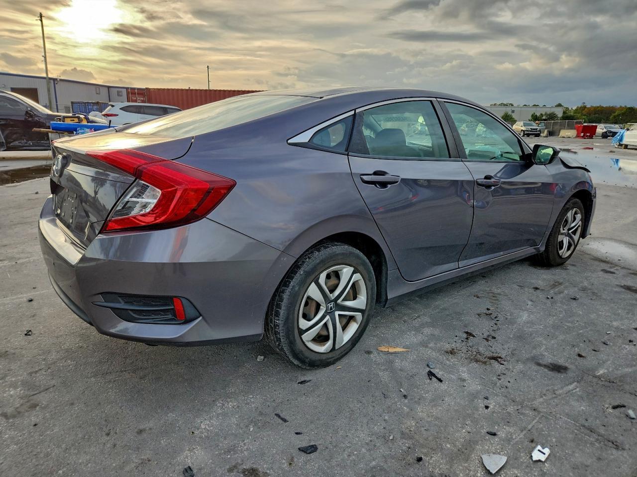 2018 Honda Civic Lx - Фото 3
