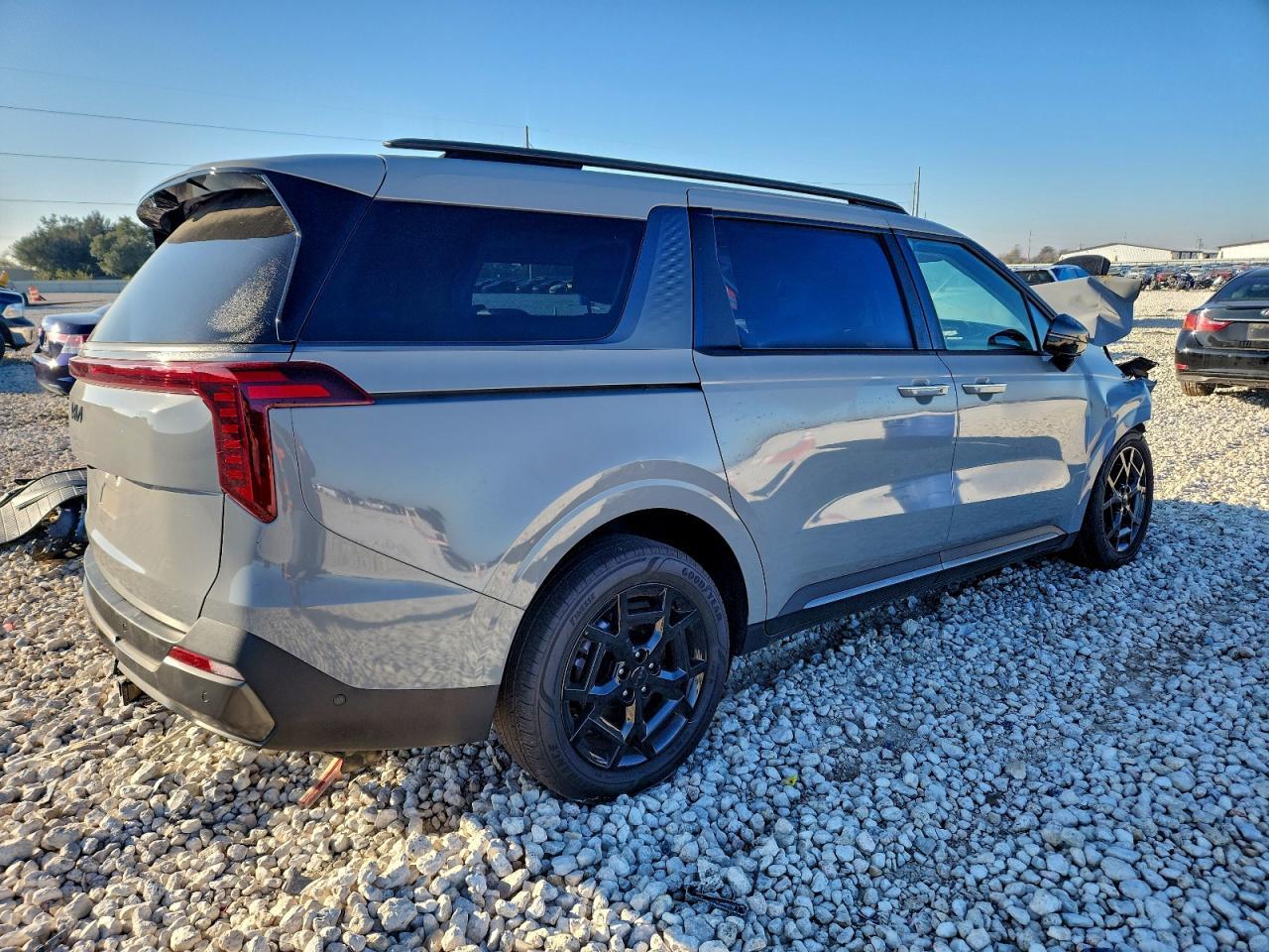 2025 Kia Carnival Sx - Фото 3