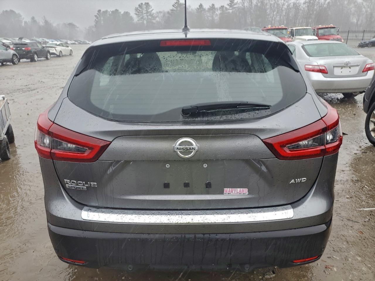 2020 Nissan Rogue Sport S - Image 6