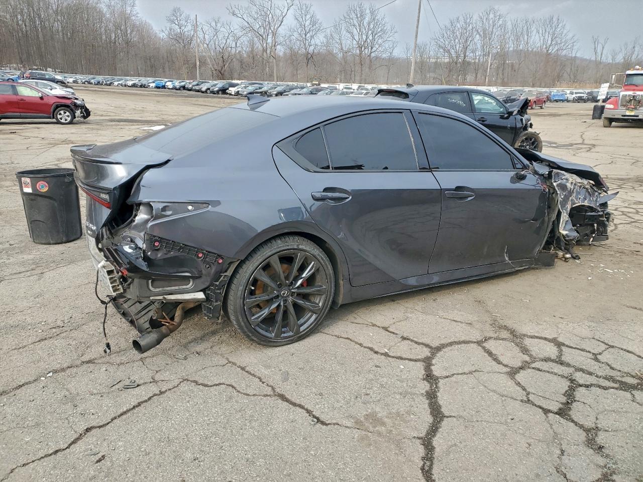 2022 Lexus Is 350 F Sport - Image 3