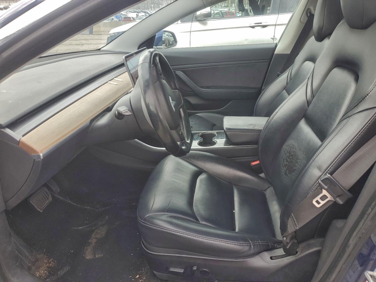 2018 Tesla Model 3 - Фото 7