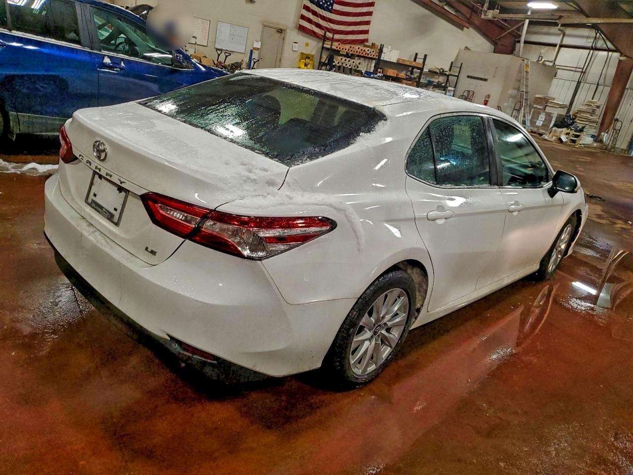 2018 Toyota Camry L - Image 3