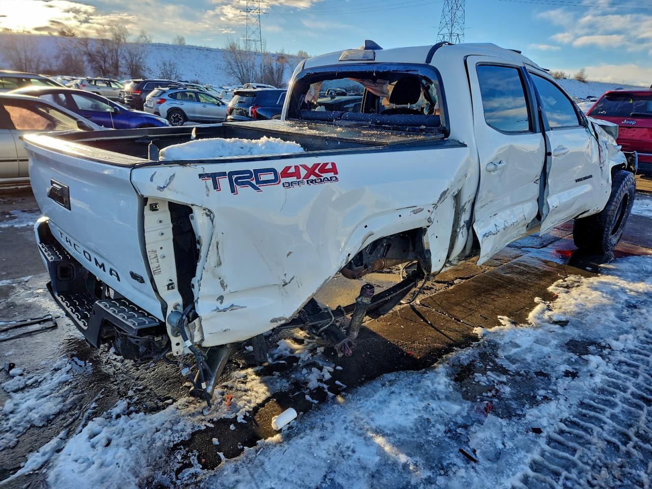 2017 Toyota Tacoma Trd Off-Road - Image 3
