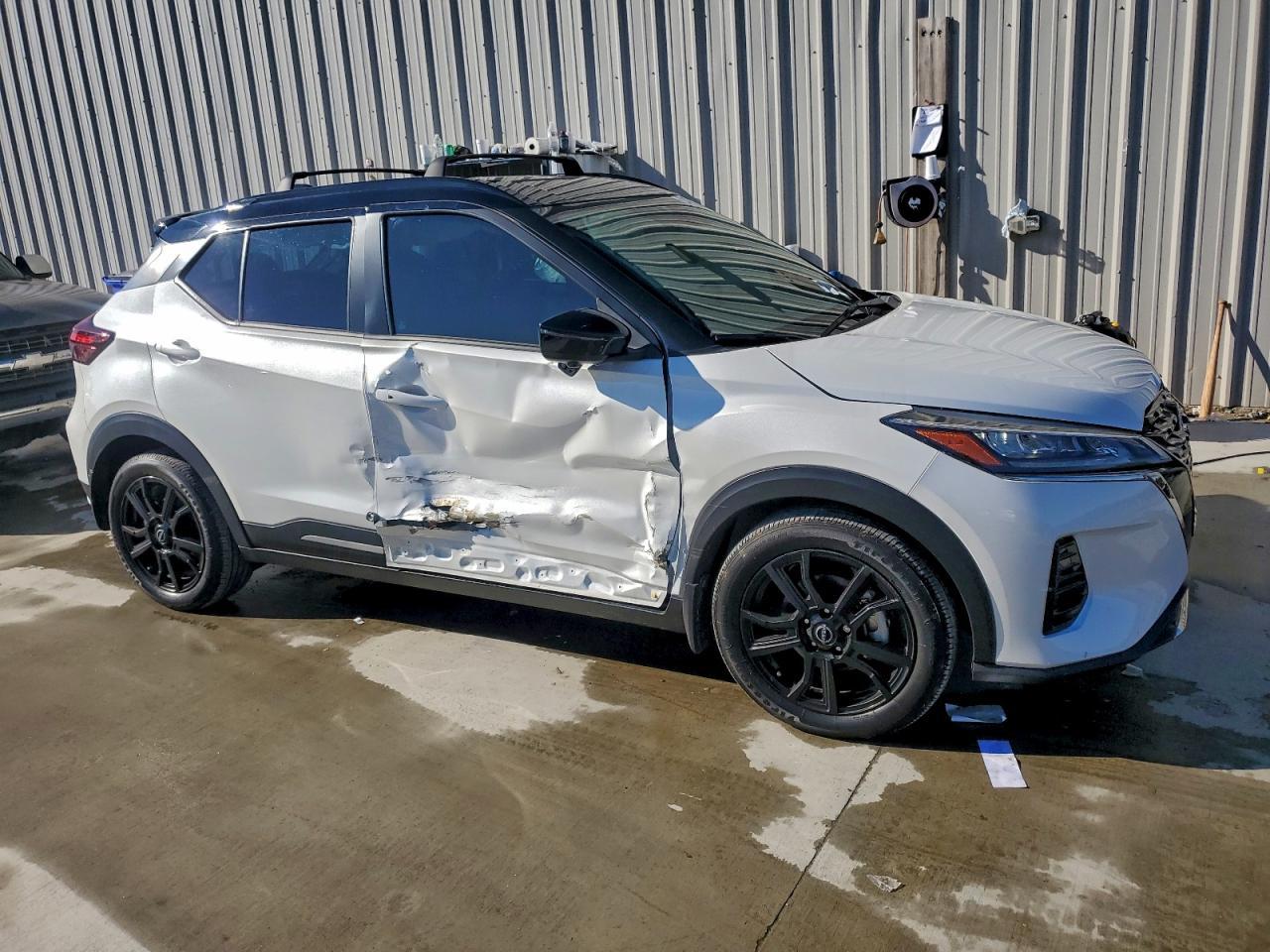 2024 Nissan Kicks Sr - Фото 4