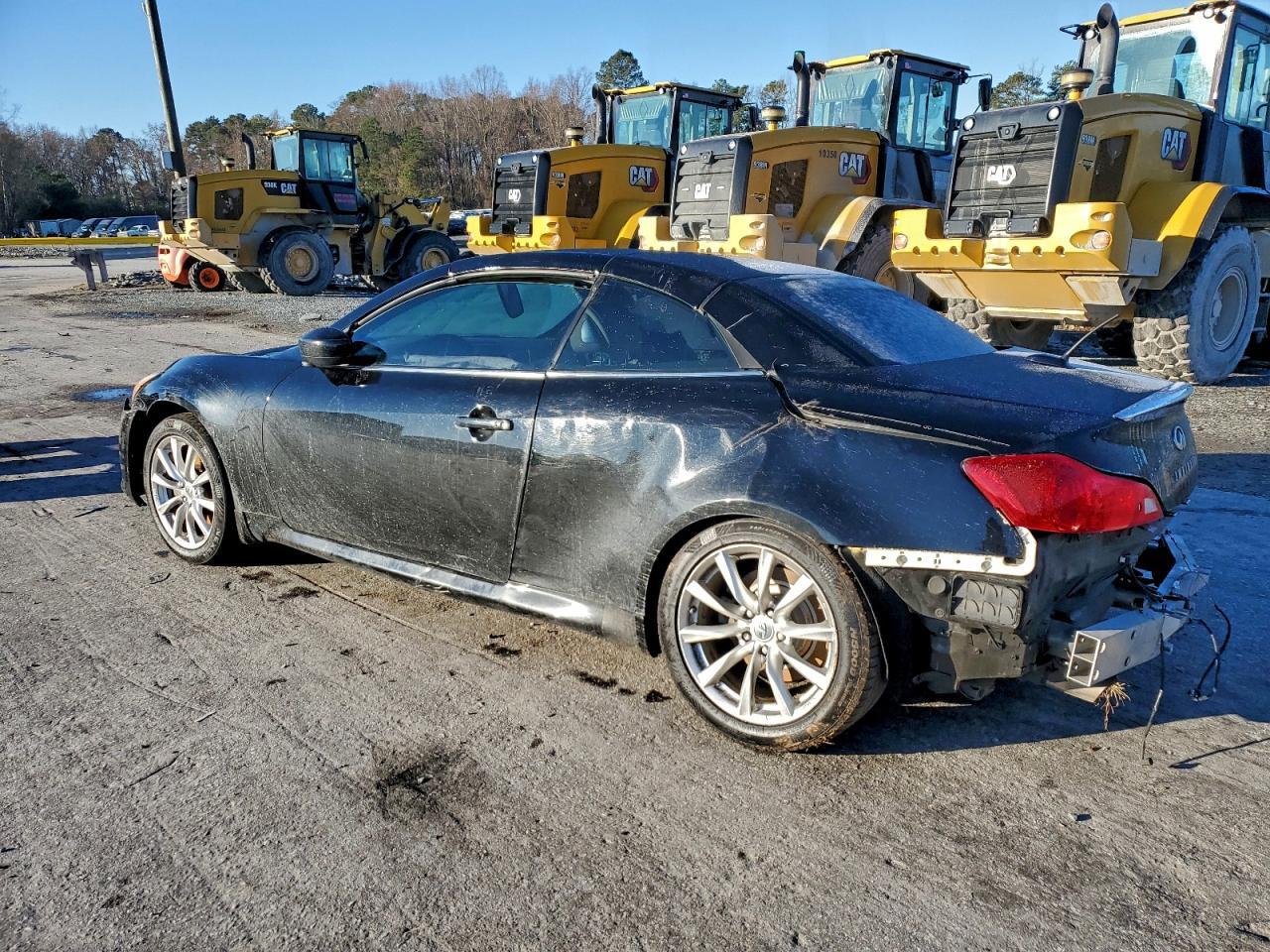 2011 Infiniti G37 Base - Image 2