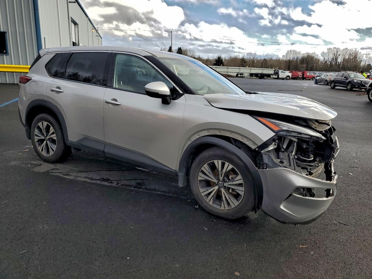 2021 Nissan Rogue Sv - Фото 4