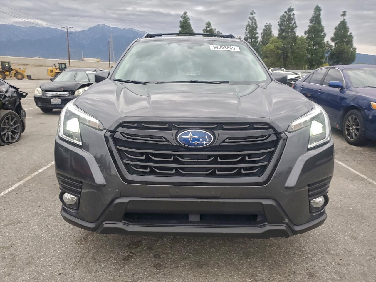 2023 Subaru Forester Premium - Фото 5