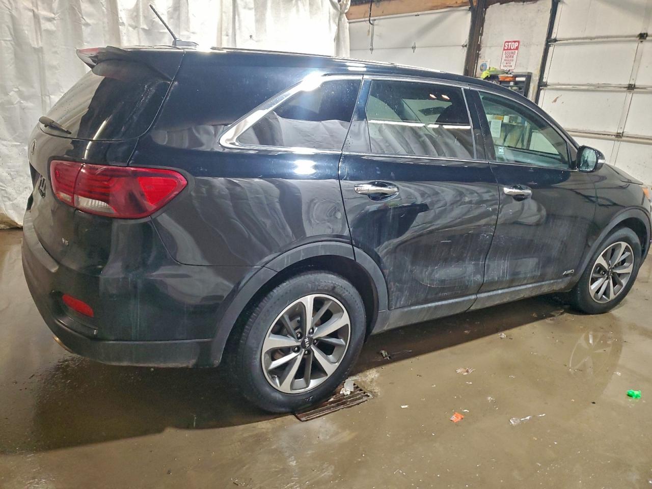 2020 Kia Sorento S - Фото 3