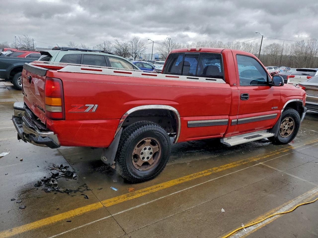2000 Chevrolet Silverado K1500 - Image 3