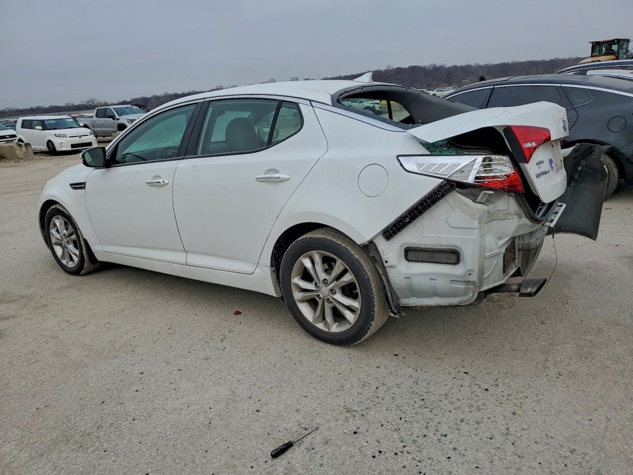 2012 Kia Optima Ex - Image 2