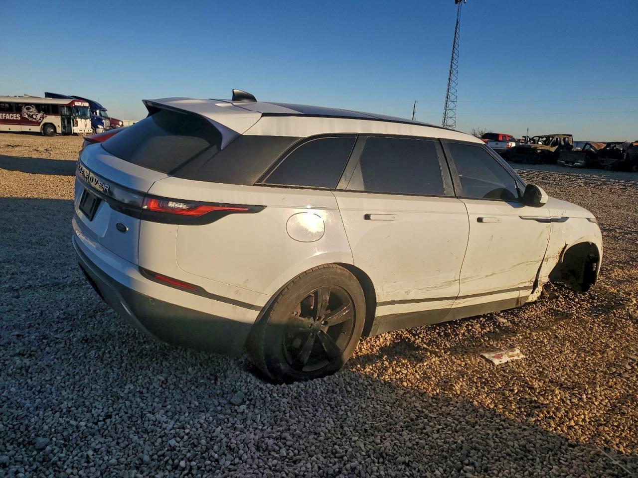 2019 Land Rover Range Rover Velar S - Image 3