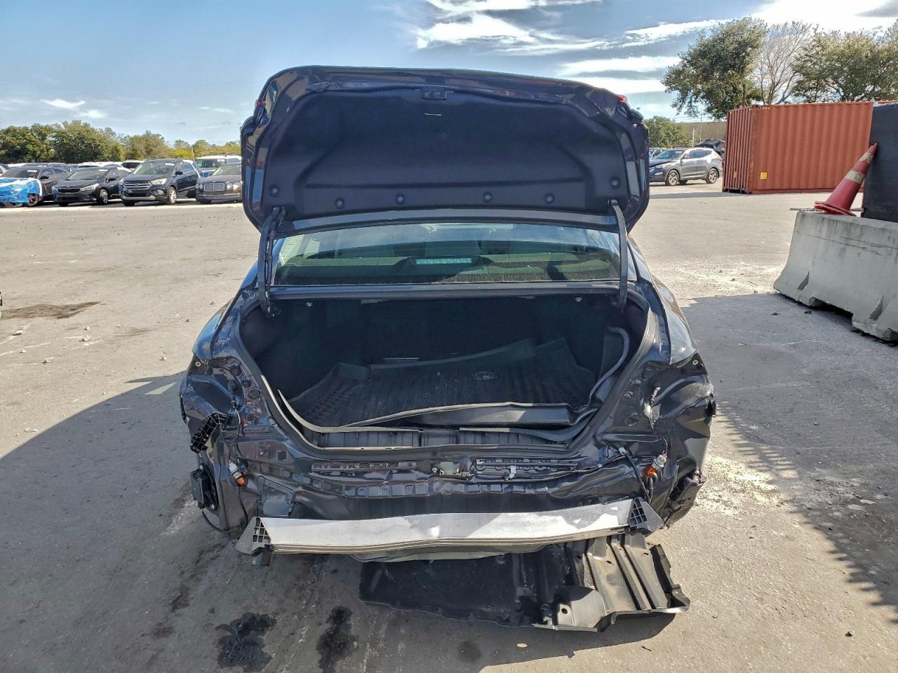 2025 Toyota Camry Xse - Фото 6