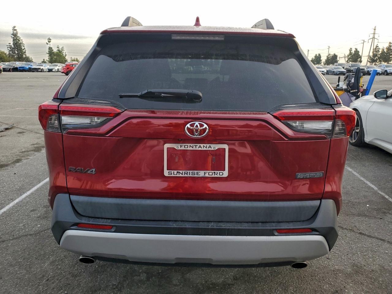 2019 Toyota Rav4 Adventure - Фото 6
