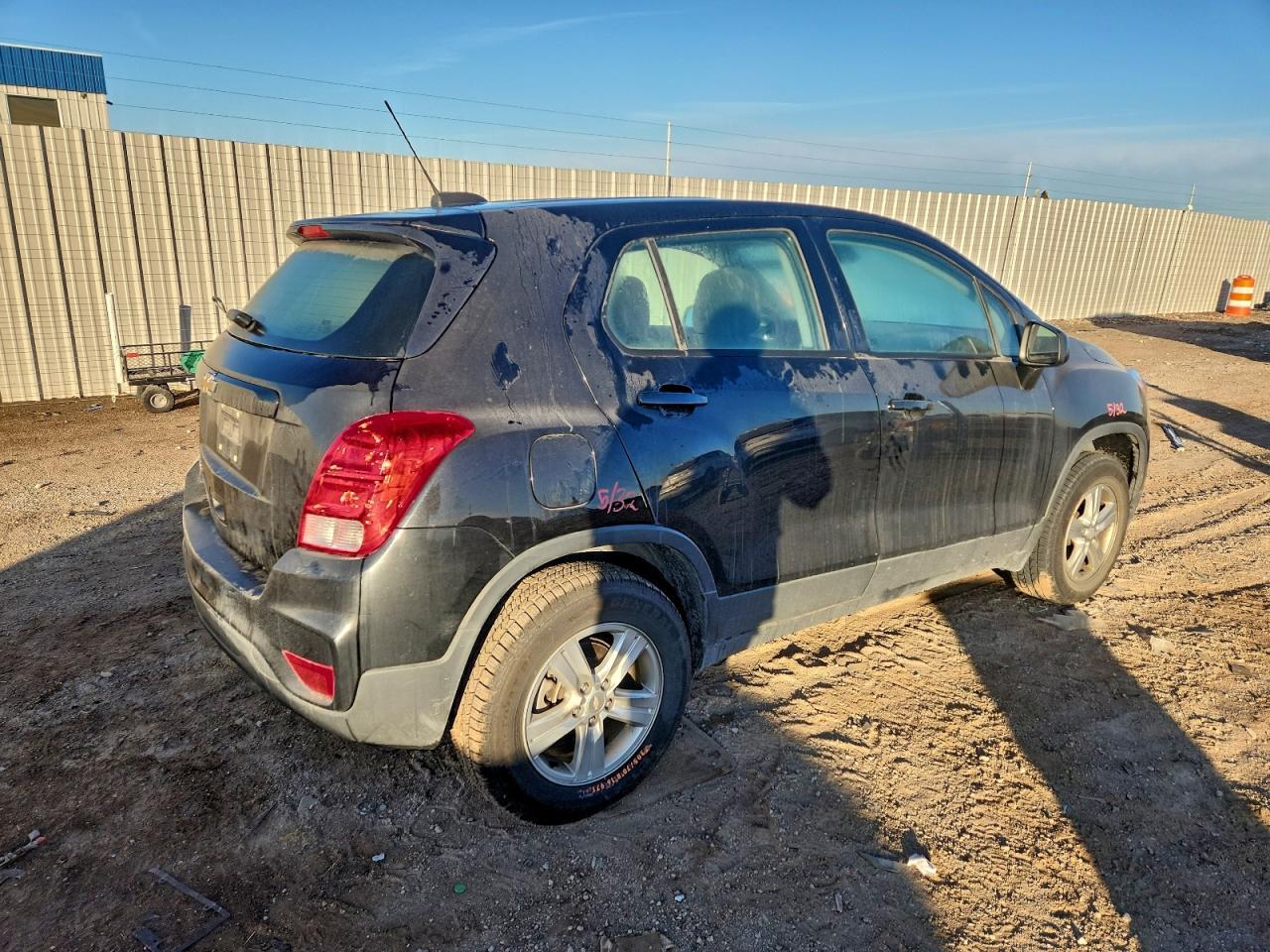 2019 Chevrolet Trax Ls - Image 3