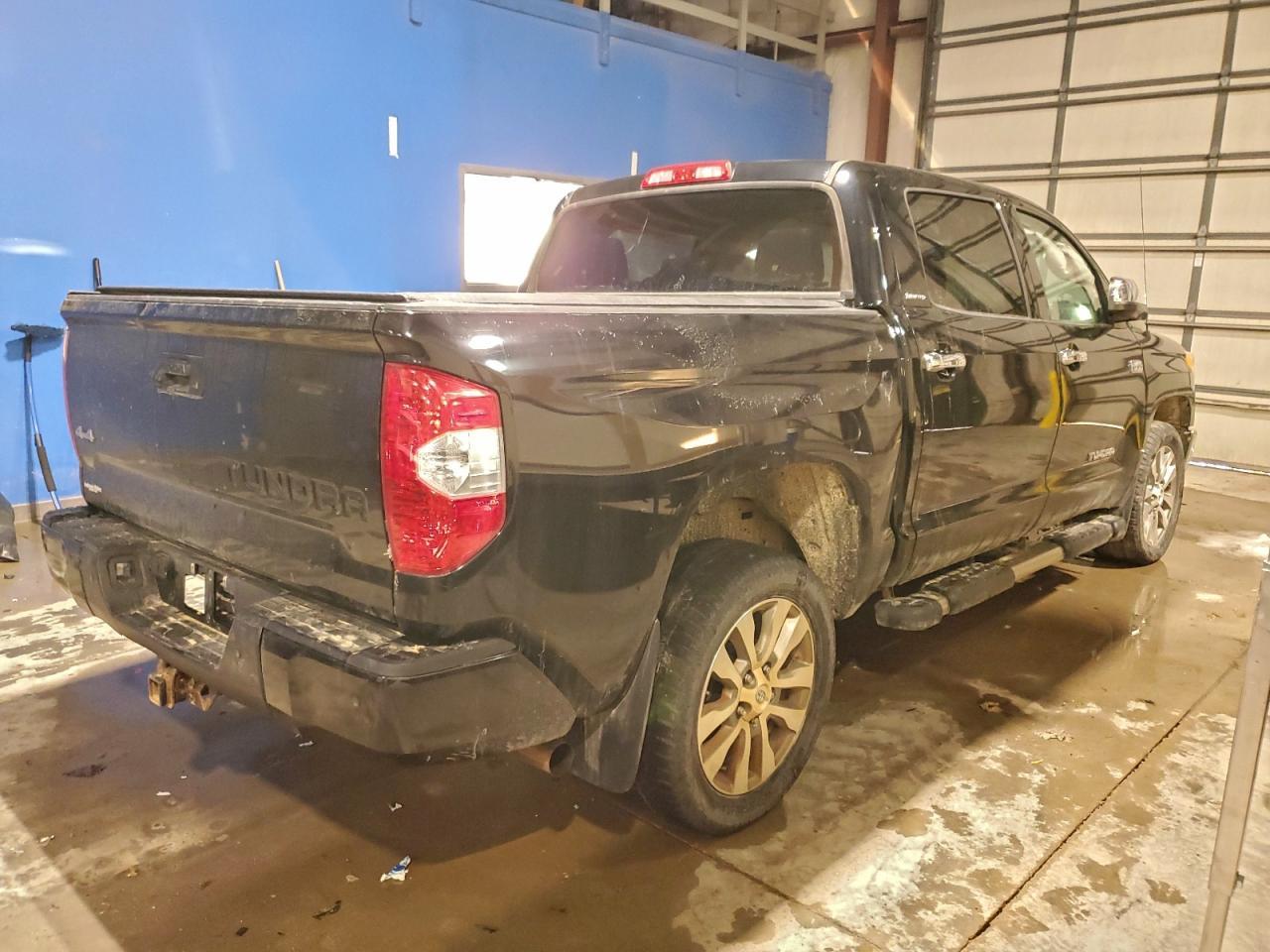 2017 Toyota Tundra Crewmax Limited - Image 3