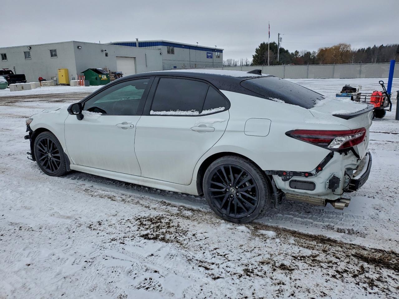 2024 Toyota Camry Xse - Image 2