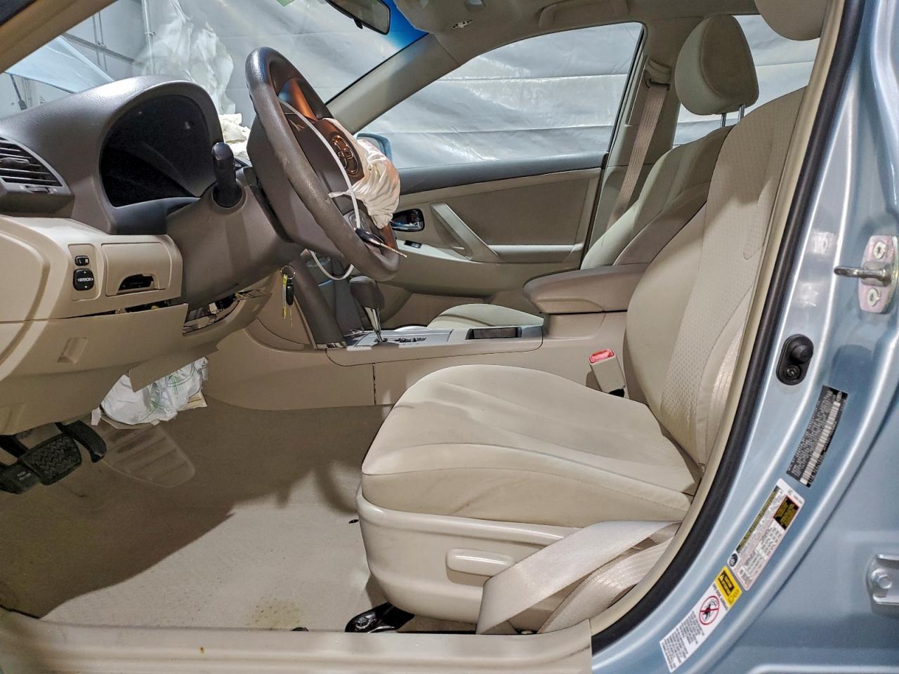 2008 Toyota Camry - Image 7