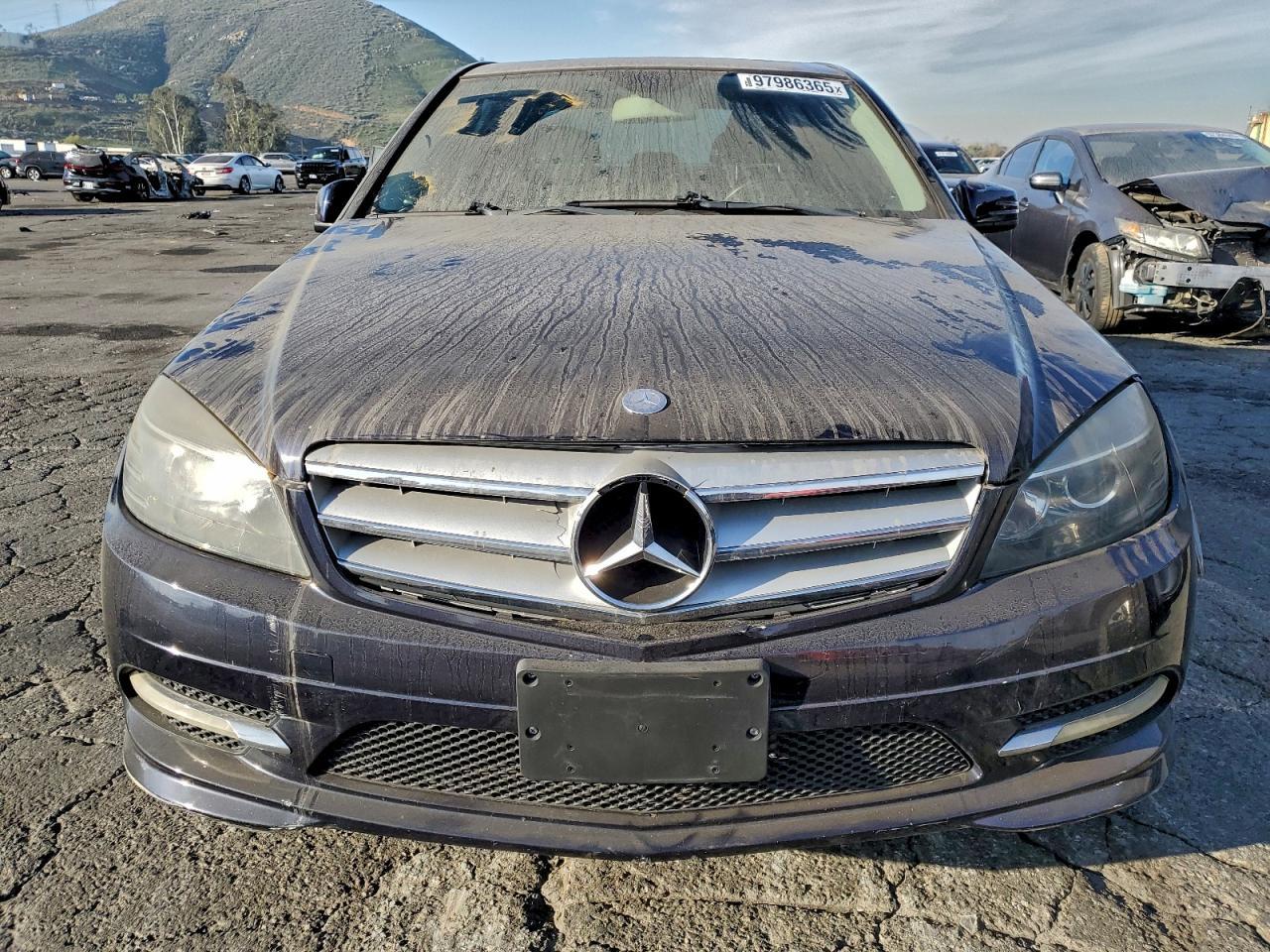 2011 Mercedes-Benz C 300 - Фото 5