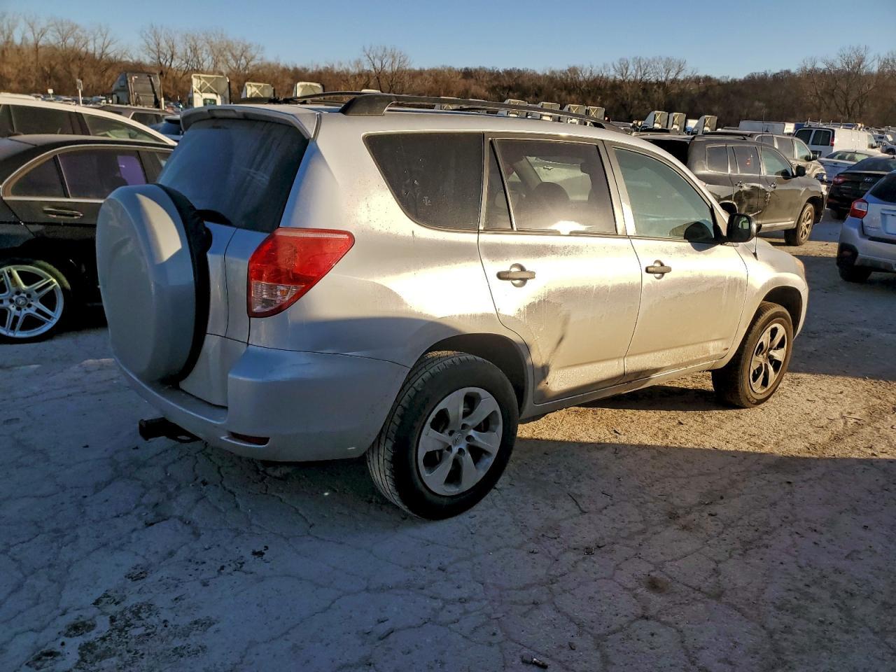 2007 Toyota Rav4 - Image 3
