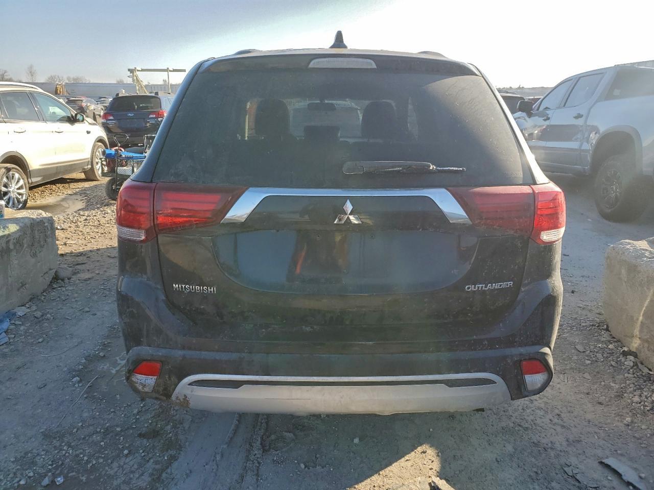 2019 Mitsubishi Outlander Se - Фото 6