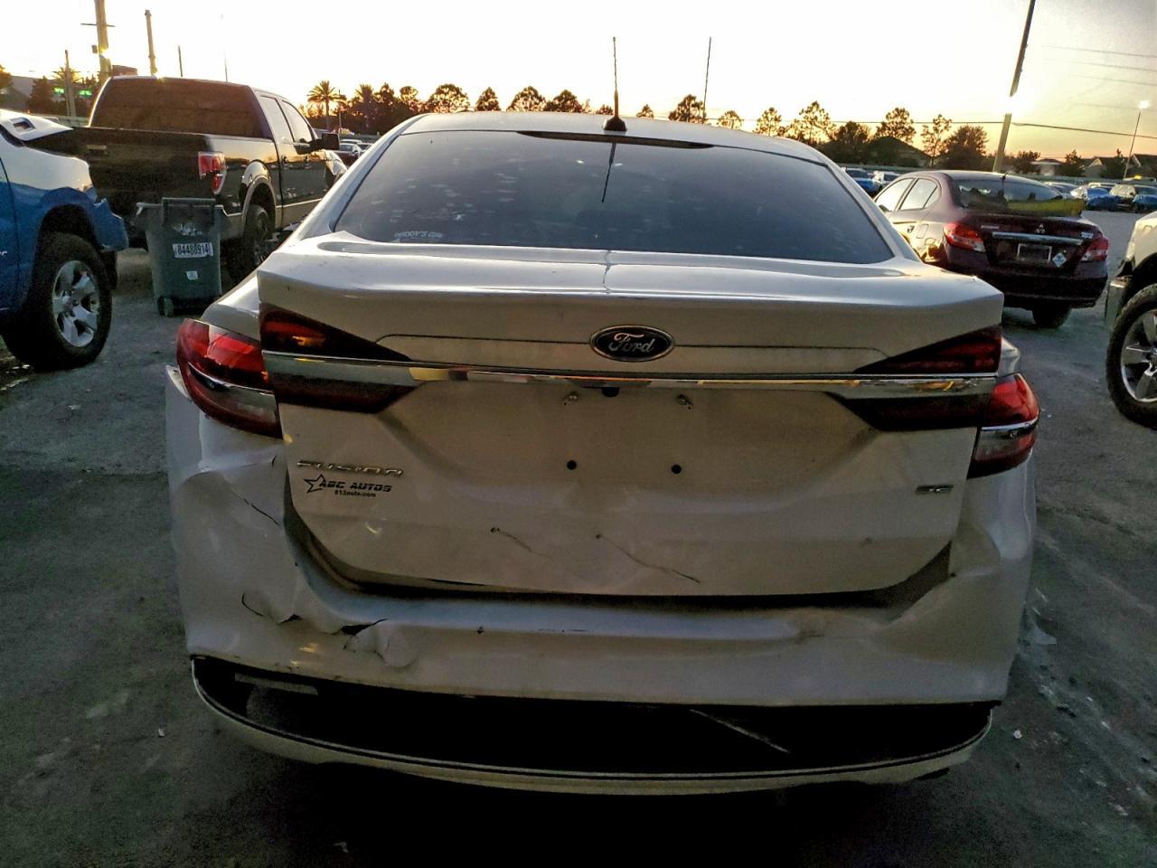 2018 Ford Fusion Se - Фото 6