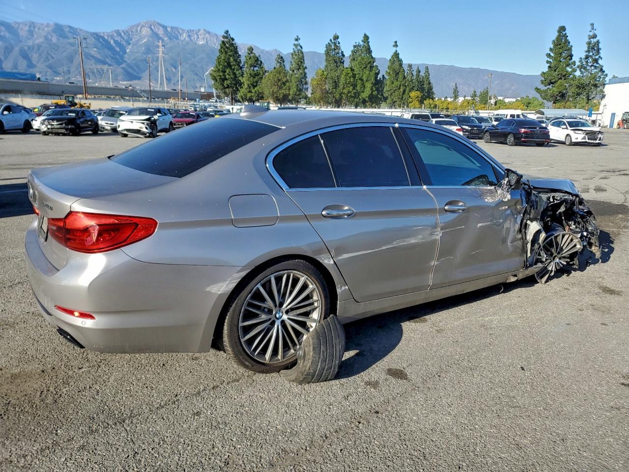 2018 BMW 540 I - Фото 3