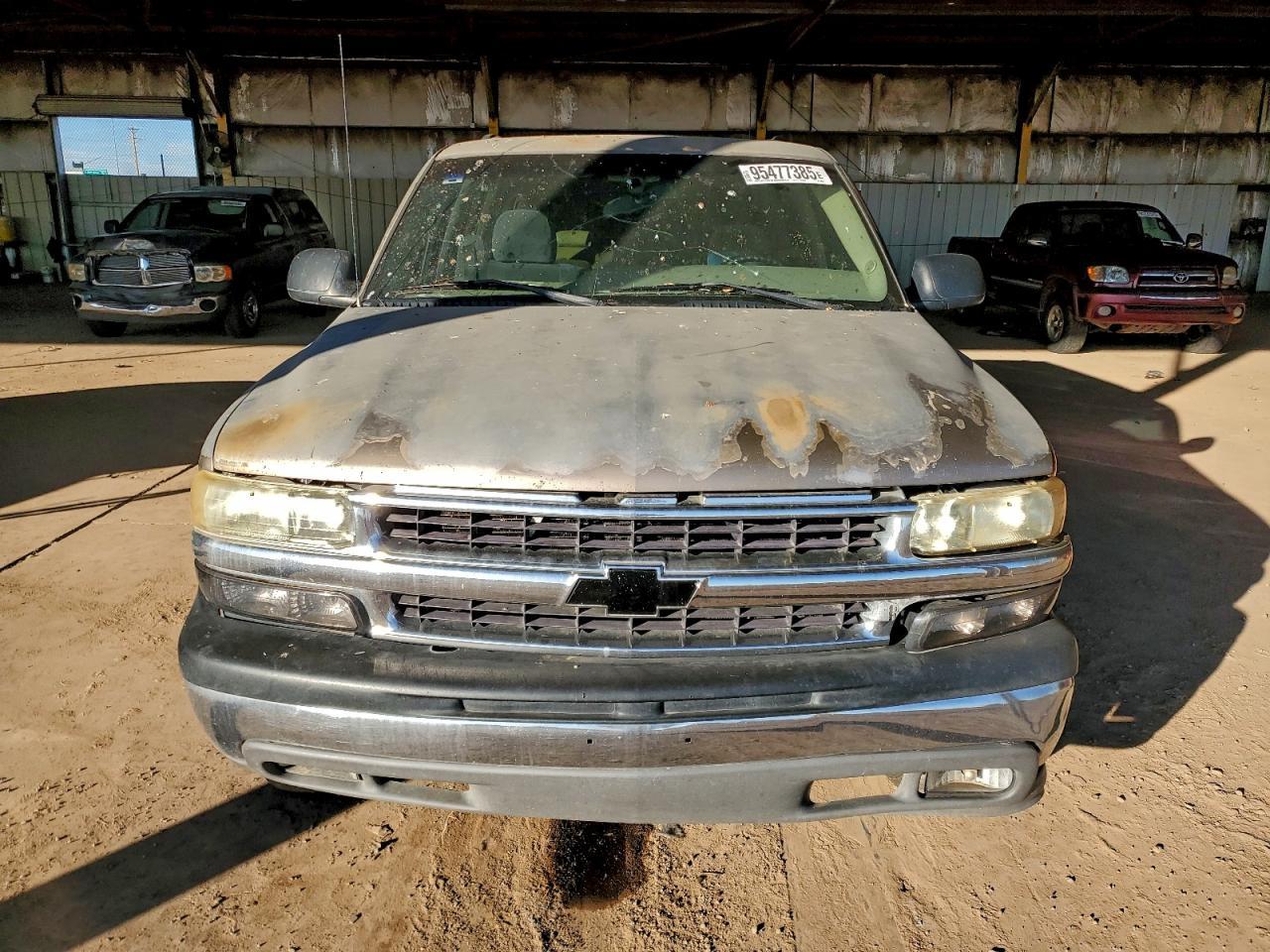 2003 Chevrolet Suburban C1500 - Image 5