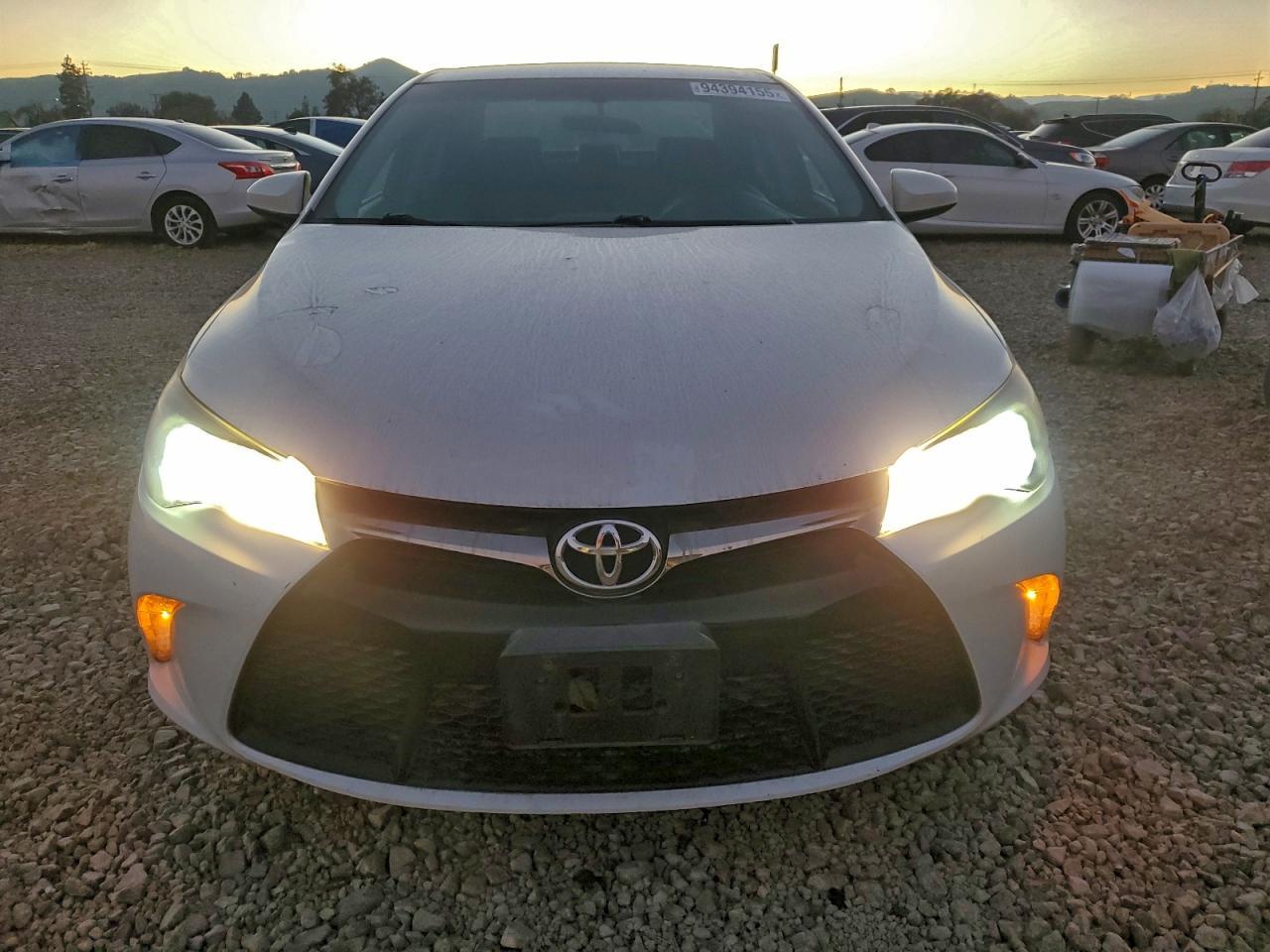 2017 Toyota Camry Le - Фото 5