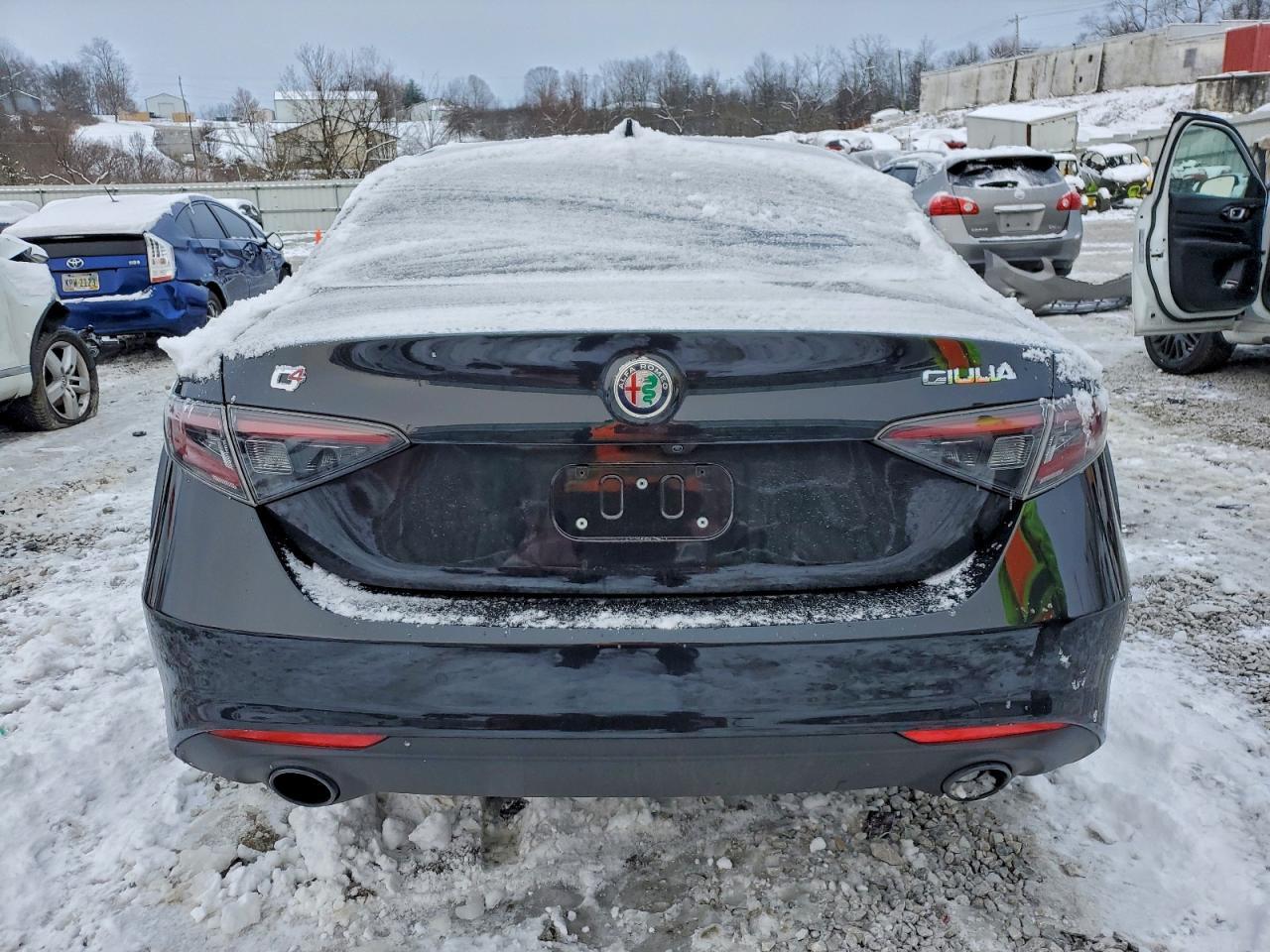 2024 Alfa Romeo Giulia Ti - Фото 6