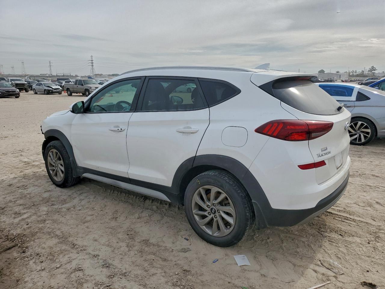 2019 Hyundai Tucson Limited - Image 2