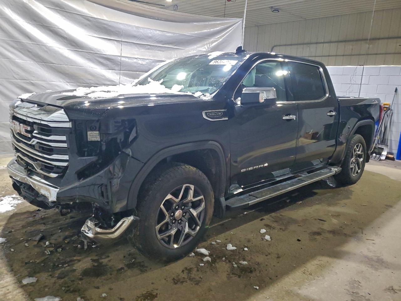 2025 GMC Sierra K1500 Slt