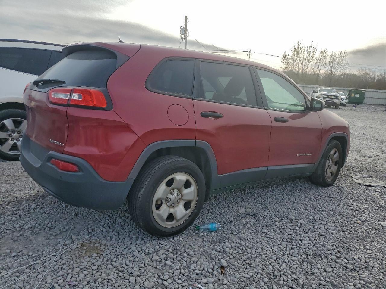 2015 Jeep Cherokee Sport - Фото 3