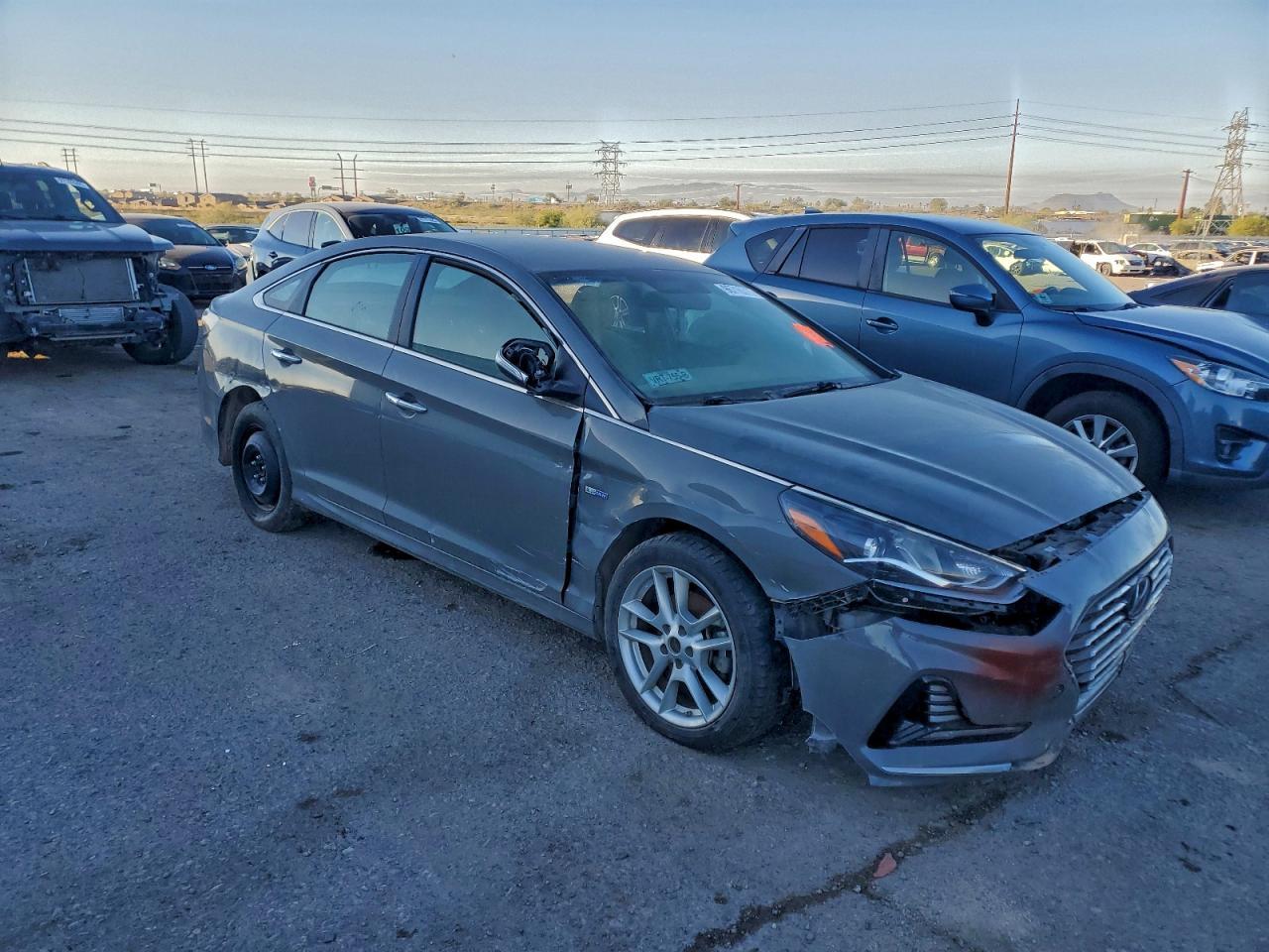 2019 Hyundai Sonata Hybrid - Фото 4