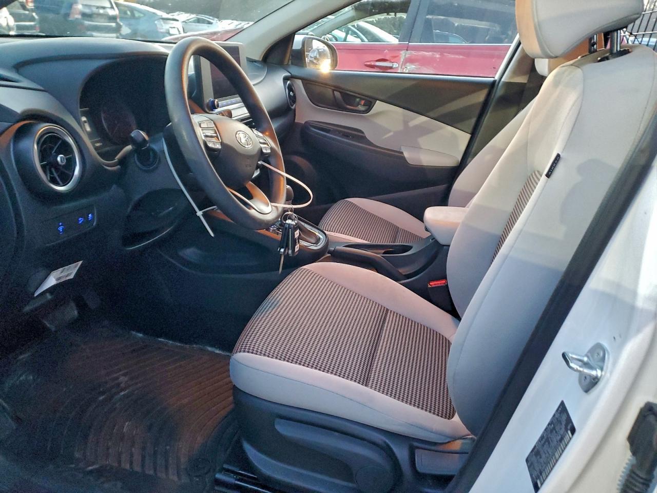 2023 Hyundai Kona Se - Фото 7