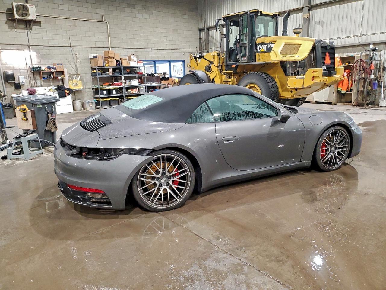 2024 Porsche 911 Carrera S - Image 3