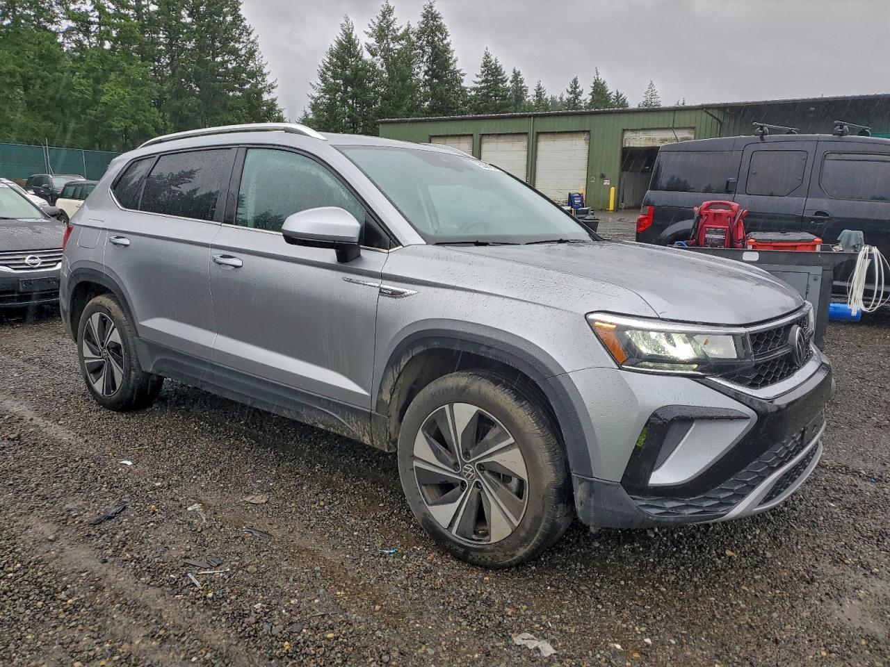 2023 Volkswagen Taos Se - Фото 4