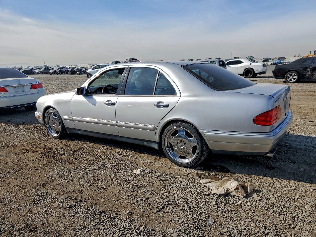 1997 Mercedes-Benz E 320 - Фото 2