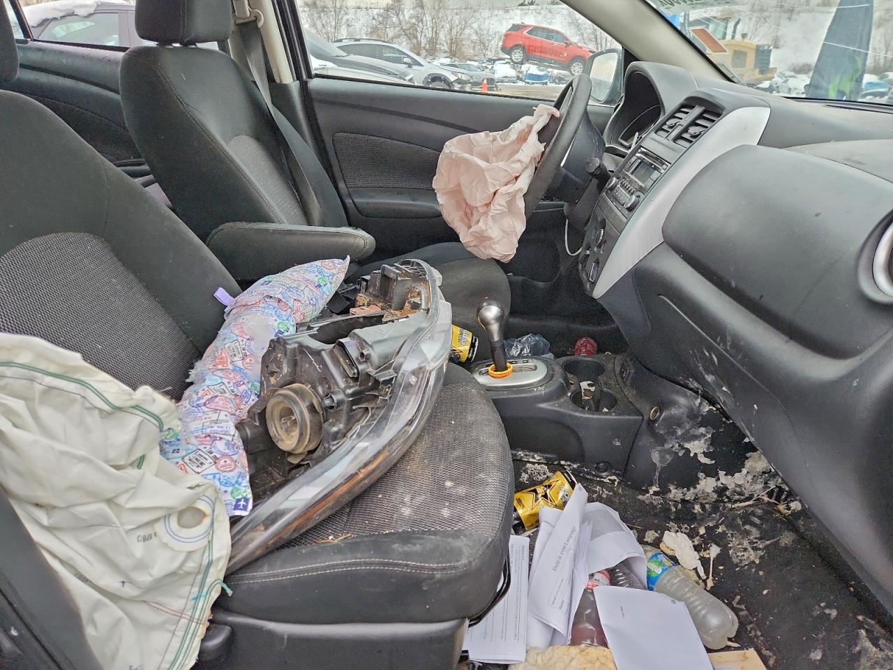 2017 Nissan Versa S - Image 7