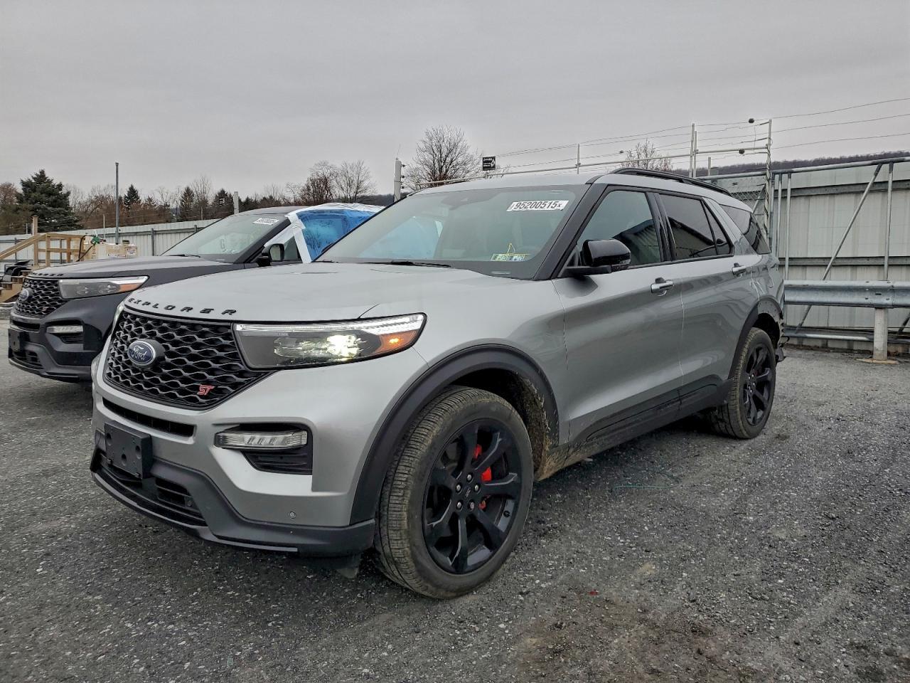 2023 Ford Explorer St