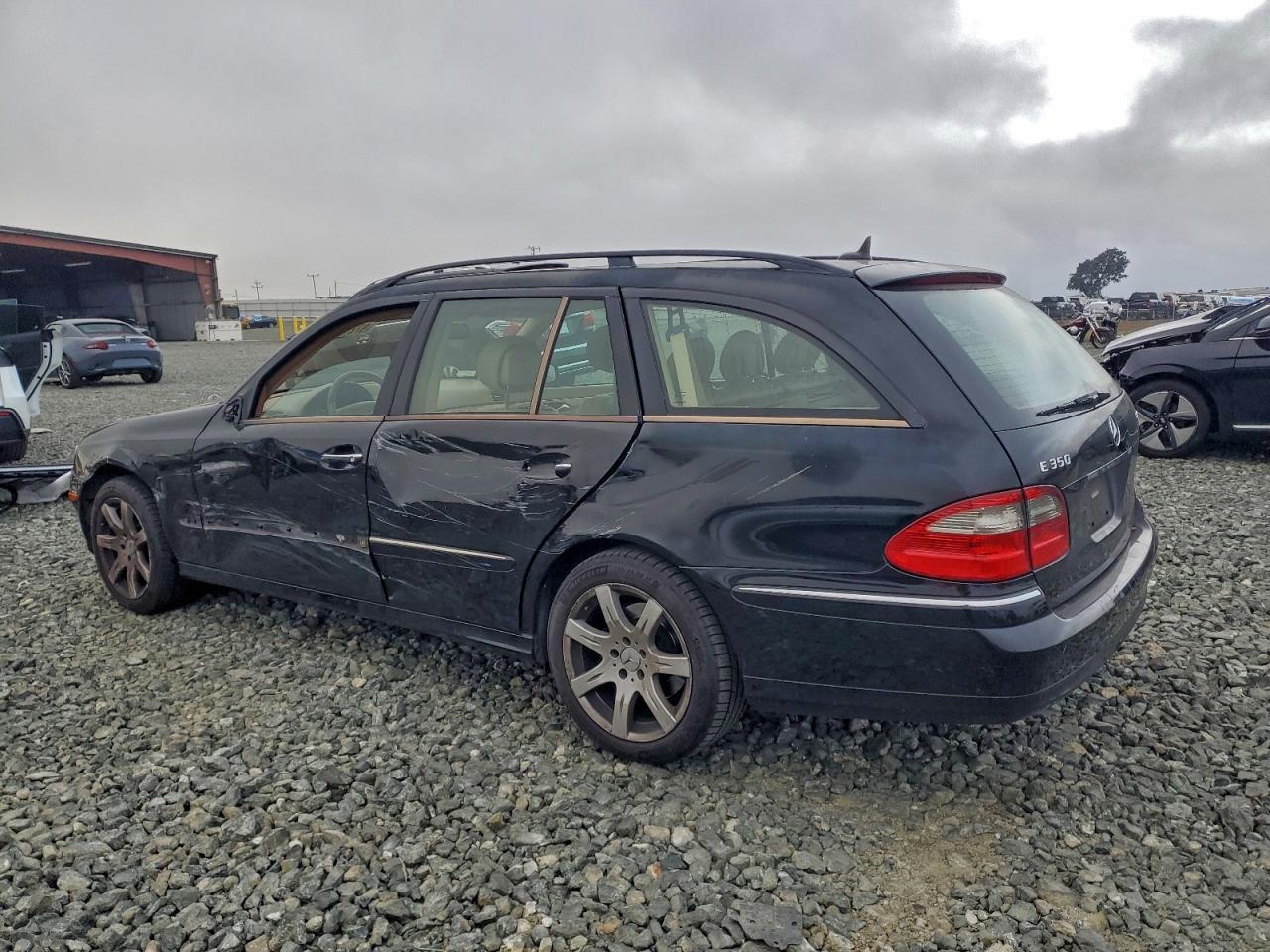 2007 Mercedes-Benz E 350 4Matic Wagon - Image 2