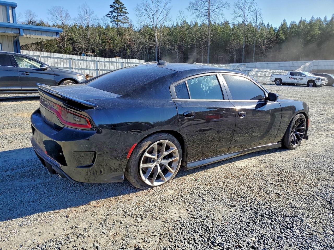 2017 Dodge Charger - Фото 3