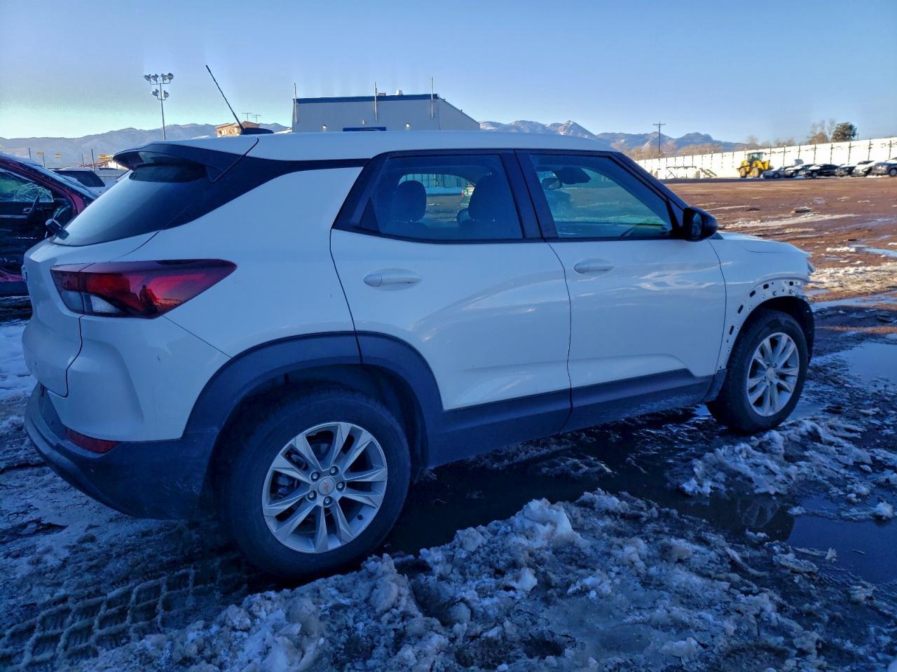 2021 Chevrolet Trailblazer Ls - Фото 3
